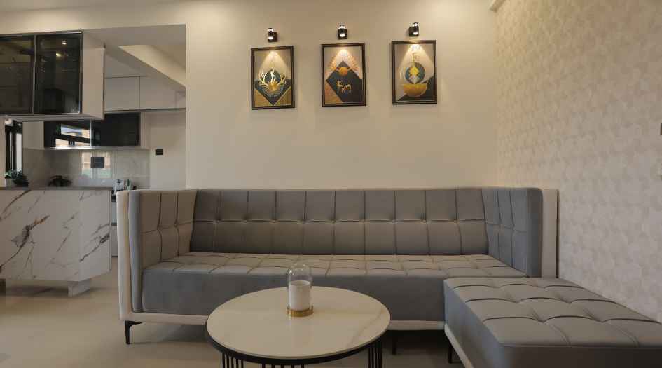 Sarvppratham-Palm-Hills-Living-area